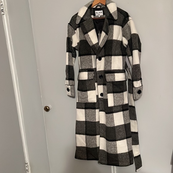 HP!! 🎉NWT Checkered oversized belted coat - Picture 3 of 5